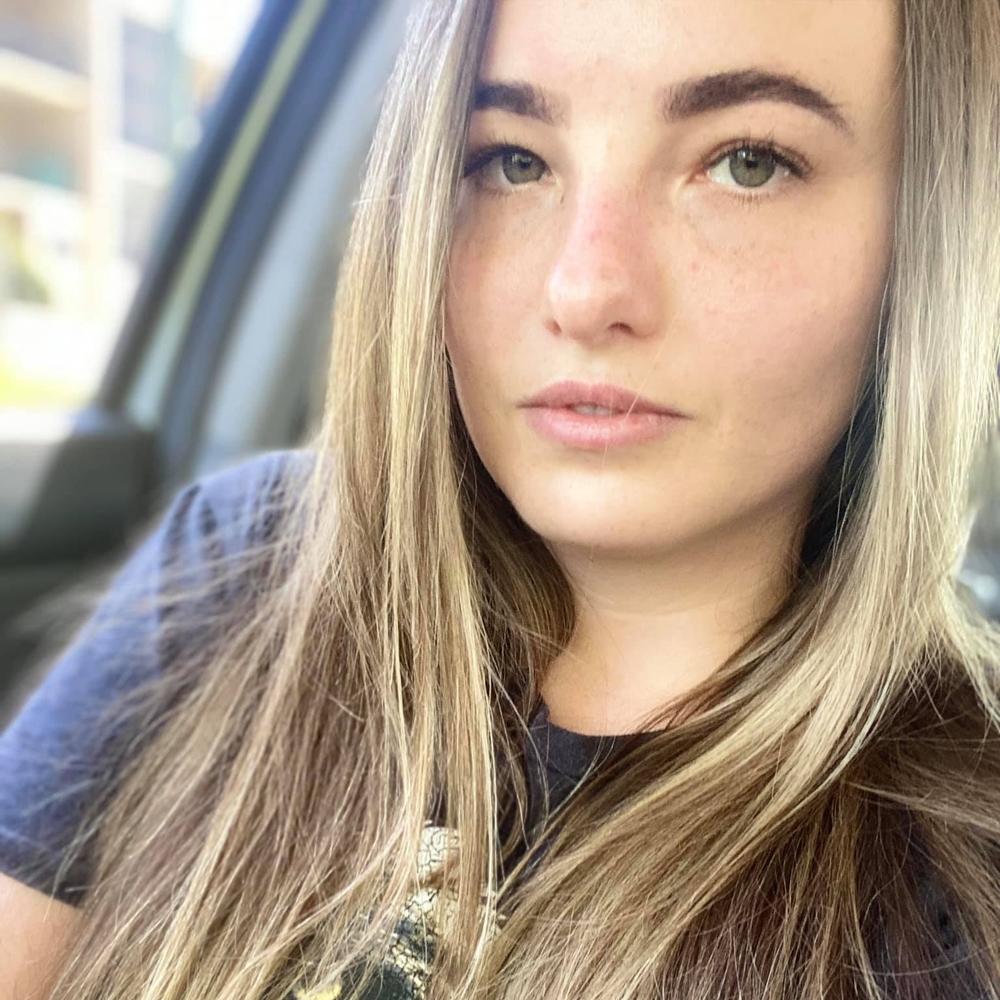 Meet your Posher, Parris